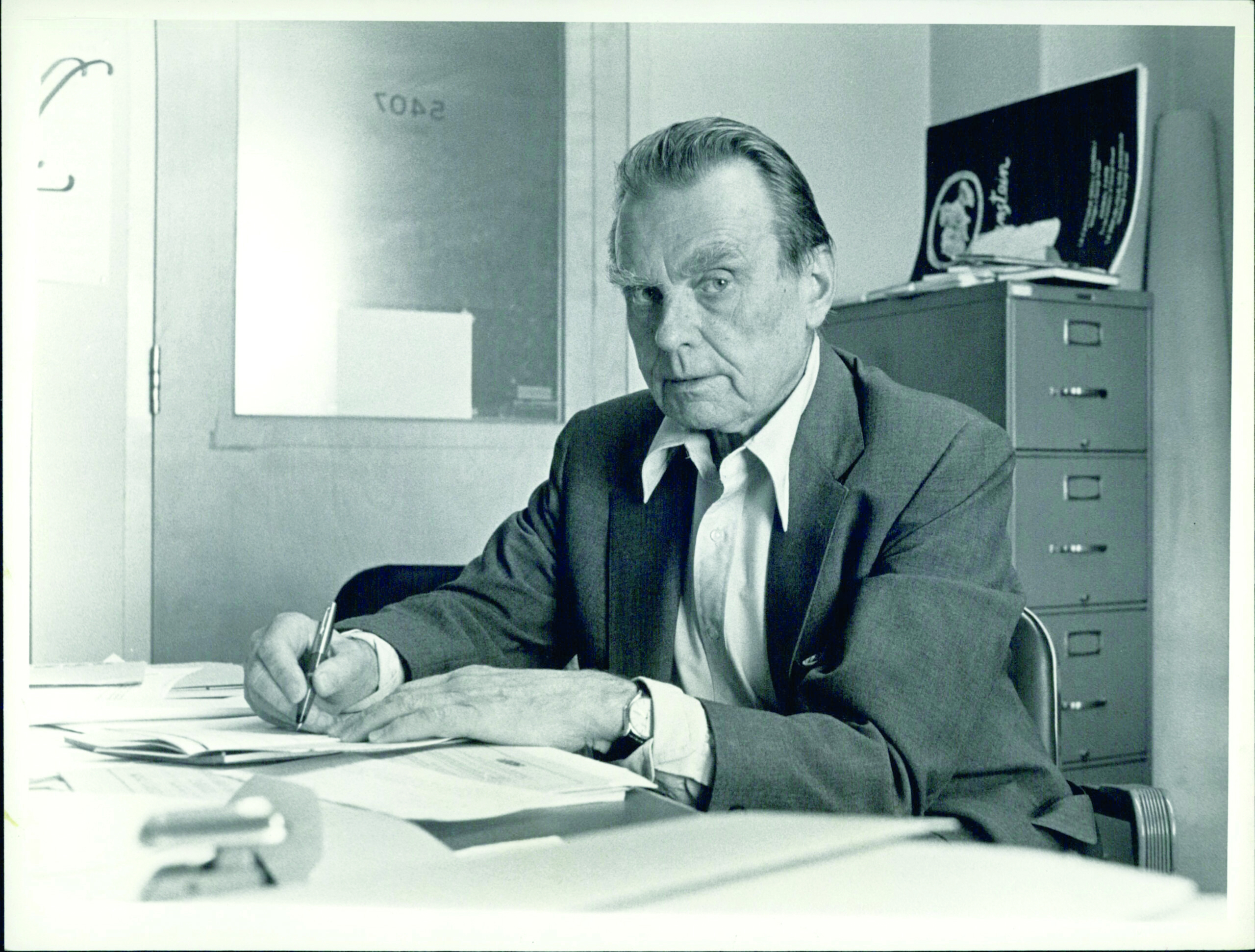 Czesław Miłosz: Tutsak Edilmiş Akıl